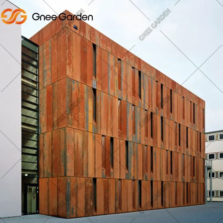 Rzeźbiony panel na ścianę zewnętrzną