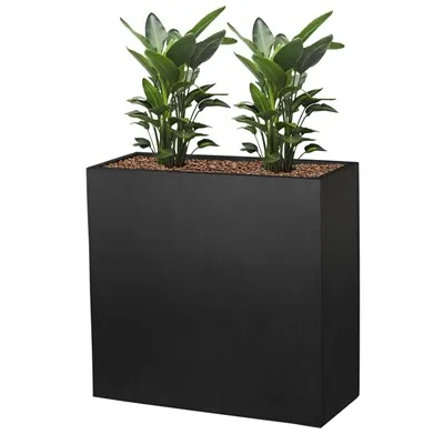 Duża skrzynia na rośliny na zewnątrz