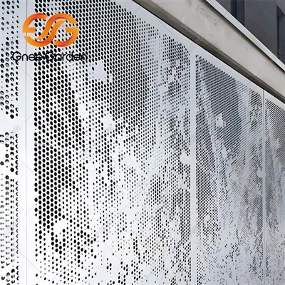 Stalowa ściana osłonowa